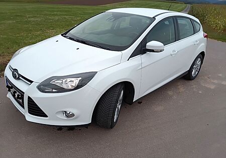 Ford Focus 1,6 EcoBoost TÜV top gepflegt