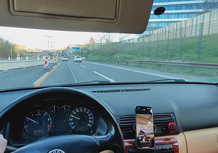 Skoda Octavia 1.8 Turbo Laurin & Klement Combi Lau...