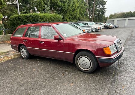 Mercedes-Benz 250 TD W124 Kombi, 2. Hand, Schiebedach, G-Kat