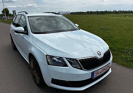 Skoda Octavia Combi Ambition*DSG*XENON*TEMPOMA*CARPLAY