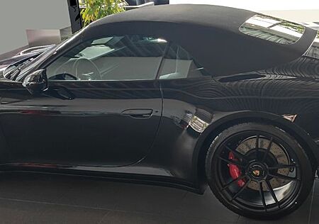 Porsche 992 Cabrio 4 GTS Liftsyt/18 We/Lehn-Led/Bos/Appr