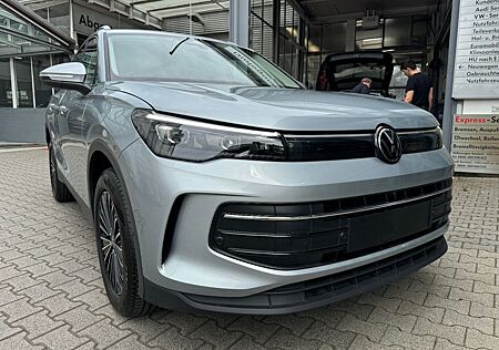 VW Tiguan Volkswagen Life 2.0 TDI DSG 4Motion -AHK+DCC