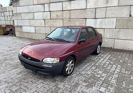 Ford Escort 1.6 Classic Classic