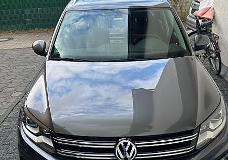 VW Tiguan Volkswagen 2.0 TDI 130 DSG 4M BMT LOUNGE Track &...