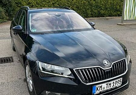 Skoda Superb 2.0 TDI SCR 140kW DSG Style Combi Style