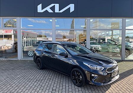 Kia Cee'd Sportswagon Ceed SW 1,4T VIS KOMF NAVI SHZ RFK ASS