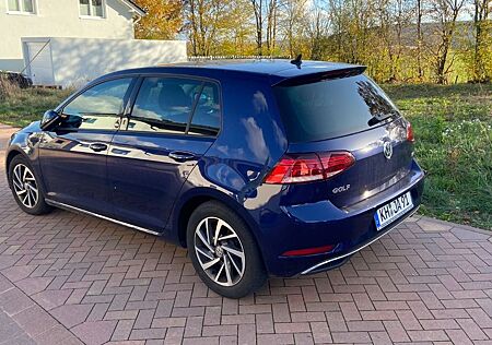 VW Golf Volkswagen 1.0 TSI Sound Sound