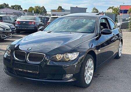 BMW 325i Coupe 1-HAND-SCHECKHEFT GEPFLEGT