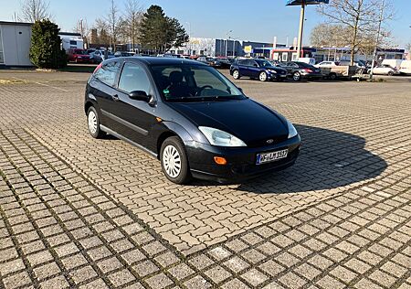 Ford Focus MK1, nur 61.500 km, TÜV bis 04/2026