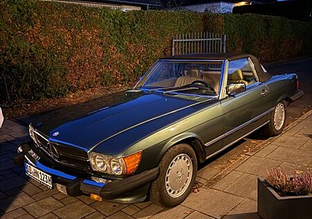 Mercedes-Benz SL 560