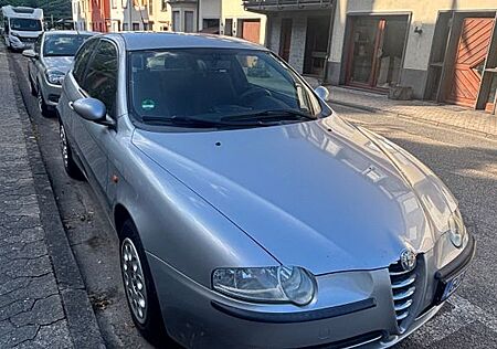 Alfa Romeo 147 1.6 TS ECO Progression Progression