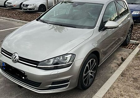 VW Golf Volkswagen 1.2 TSI BMT ALLSTAR ALLSTAR