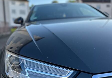Audi A4 2.0 TFSI ultra S tronic -