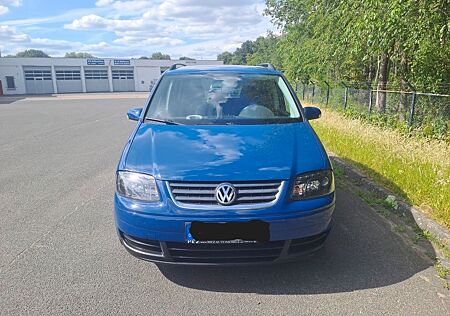 VW Touran Volkswagen 2.0 Ecofuel CNG mit neuer Gasanlage