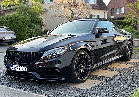 Mercedes-Benz C 63 AMG Cabrio *inkl. MwSt*NEUWERTIG*8 Zylinder