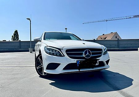 Mercedes-Benz C 300 de T Autom. -