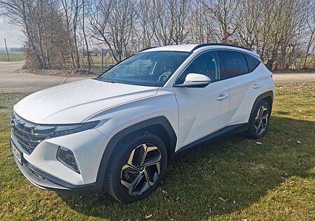 Hyundai Tucson 1.6 T-GDI Plug-in Hybrid 4WD Auto -