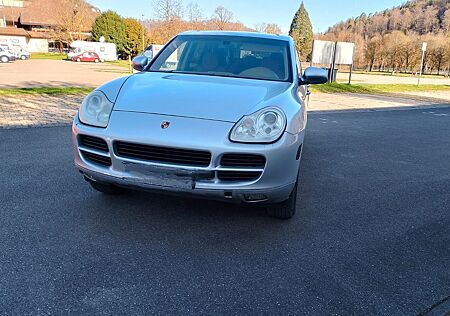 Porsche Cayenne 3.2 v6 TÜV 2.26