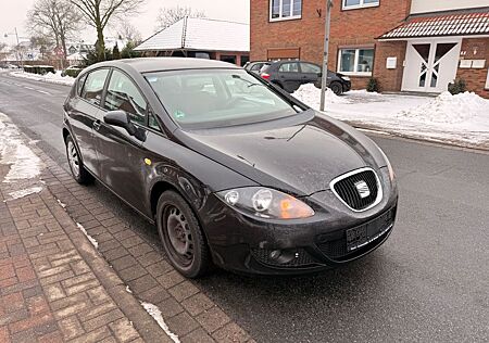 Seat Leon Stylance / Style 1.6 *TÜV NEU+KLIMA*