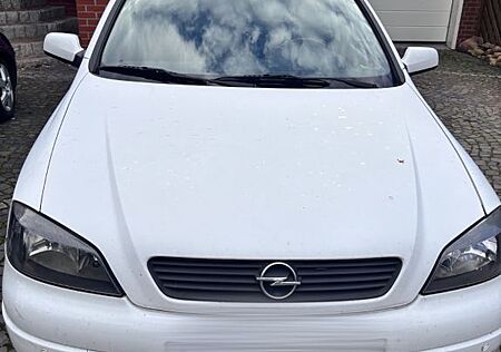 Opel Astra 1.6 Automatik -