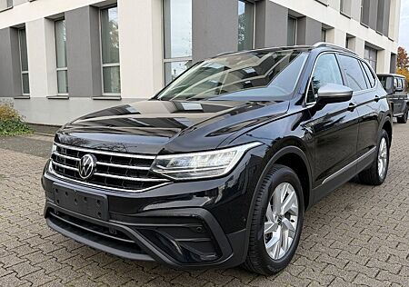 VW Tiguan Allspace Volkswagen Life