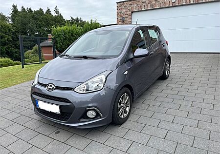 Hyundai i10 FIFA World Cup Edit/Tempo/SHZ+LHZG/Allwetter