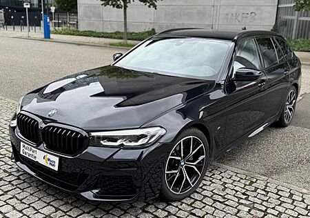 BMW 520d Touring M Sport// LEDER// NAVI// PDC// TOP