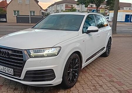 Audi Q7 3.0 TDI quattro tiptronic -