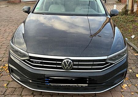 VW Passat Variant Volkswagen 1.4 TSI DSG GTE Variant/iQ.Light