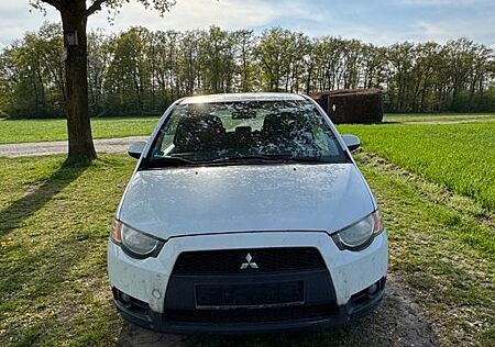 Mitsubishi Colt 1.1 -