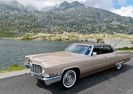 Cadillac Deville 1969 4-Door Sedan Hardtop 472cui