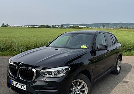 BMW X3 xDrive20d HUD