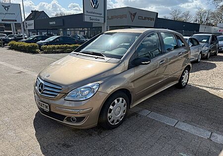 Mercedes-Benz B 200 AUTOMATIK / PDC V+H / SITZHEIZUNG / TEMPO.