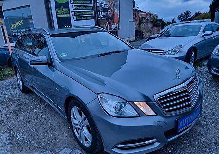 Mercedes-Benz E 220 CDI BlueEfficienc Sehr gepflegt