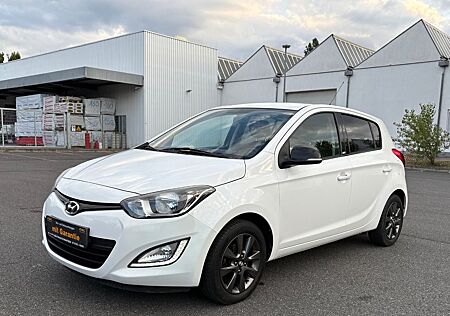 Hyundai i20 FIFA World Cup Edition7SCHECKHEFT/PDC/SHZ/BT