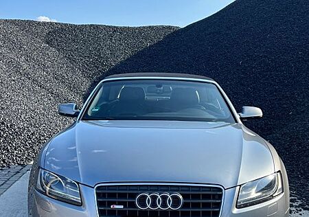 Audi A5 Cabrio S-LINE Silber TÜV NEU / 8 FACH