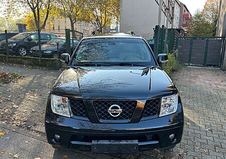 Nissan Pathfinder 2.5 dCi Premium