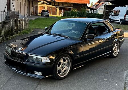 BMW 328i Cabrio M-Paket Vollleder