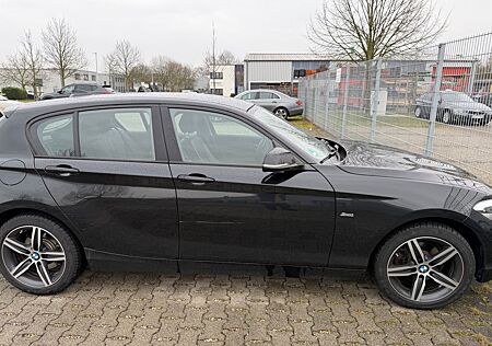 BMW 120i Sport Line A Sport Line