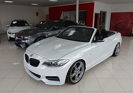 BMW M235i Sport Aut. Cabrio / Vollausstattung / BRD