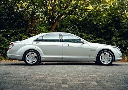 Mercedes-Benz S 600 L -12 cilinder