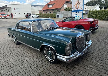 Mercedes-Benz 250 SE / VOLLST. HISTORIE / AUTOMATIK/ SD