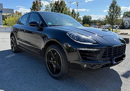 Porsche Macan S Inspektion, Reifen neu Approved