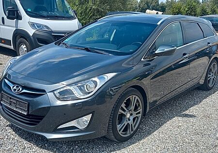 Hyundai i40 CW 1.7 CRDI - AUTOMATIK - NAVI - EURO 5
