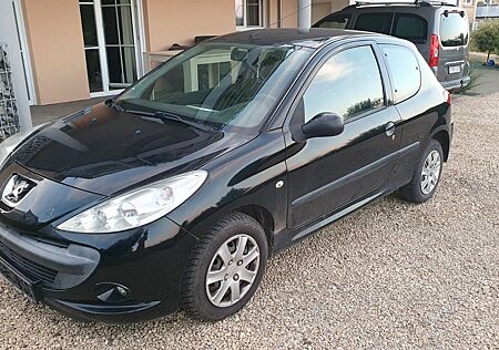 Peugeot 206 + - 1.4 - TÜV NEU