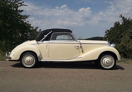 Mercedes-Benz 170 S W136 A-Cabriolet