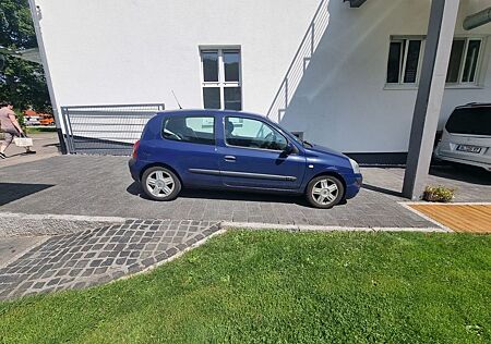 Renault Clio Authentique 1.4 16V Klima