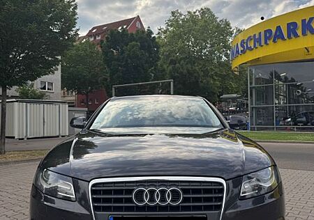Audi A4 2.0 TFSI Attraction
