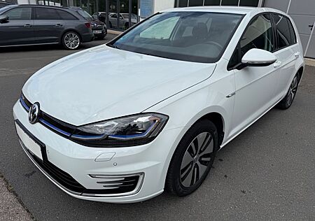 VW Golf Volkswagen e- VII Limousine CCS ACC RFK PDC Navi Klima