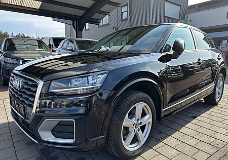 Audi Q2 40TFSI quattro S-Tronic Leder Navi SHZ 1-Hand